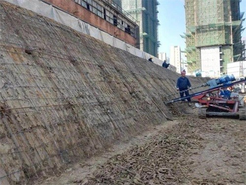 石门建筑边坡支护