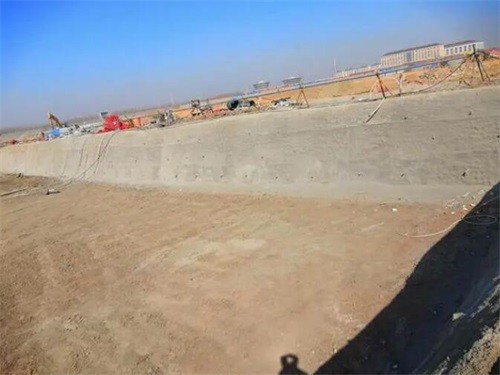 石门高铁桩基础建设